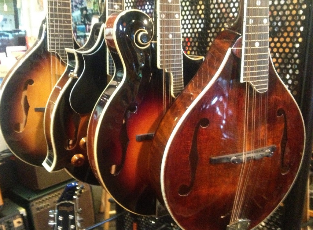 Wordless Wednesday: A stroll through South Austin Music | SeeLaurieWrite.com